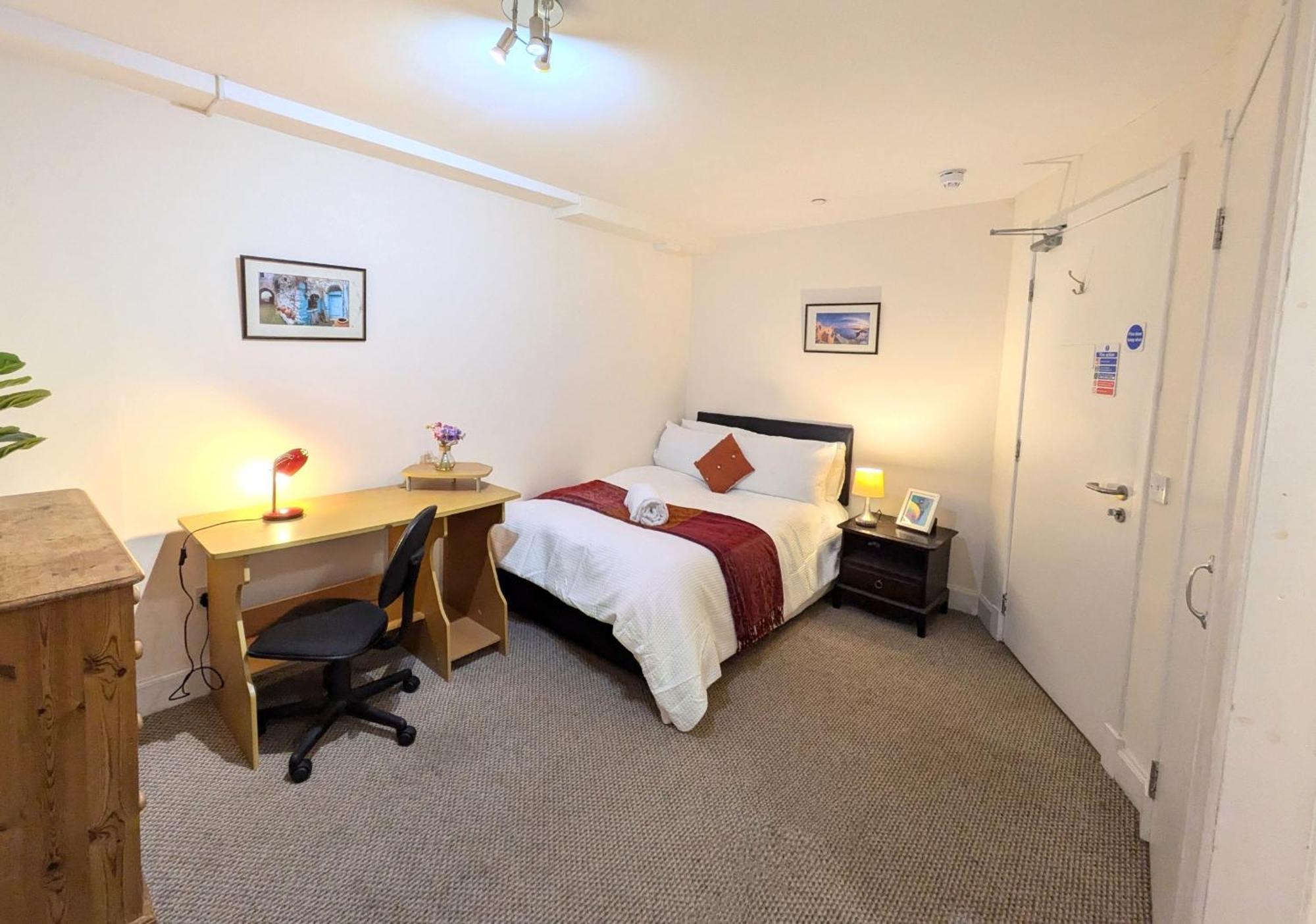 Hollybank - Ensuite Room & Use Of Large Shared Kitchen Dumfries Kültér fotó