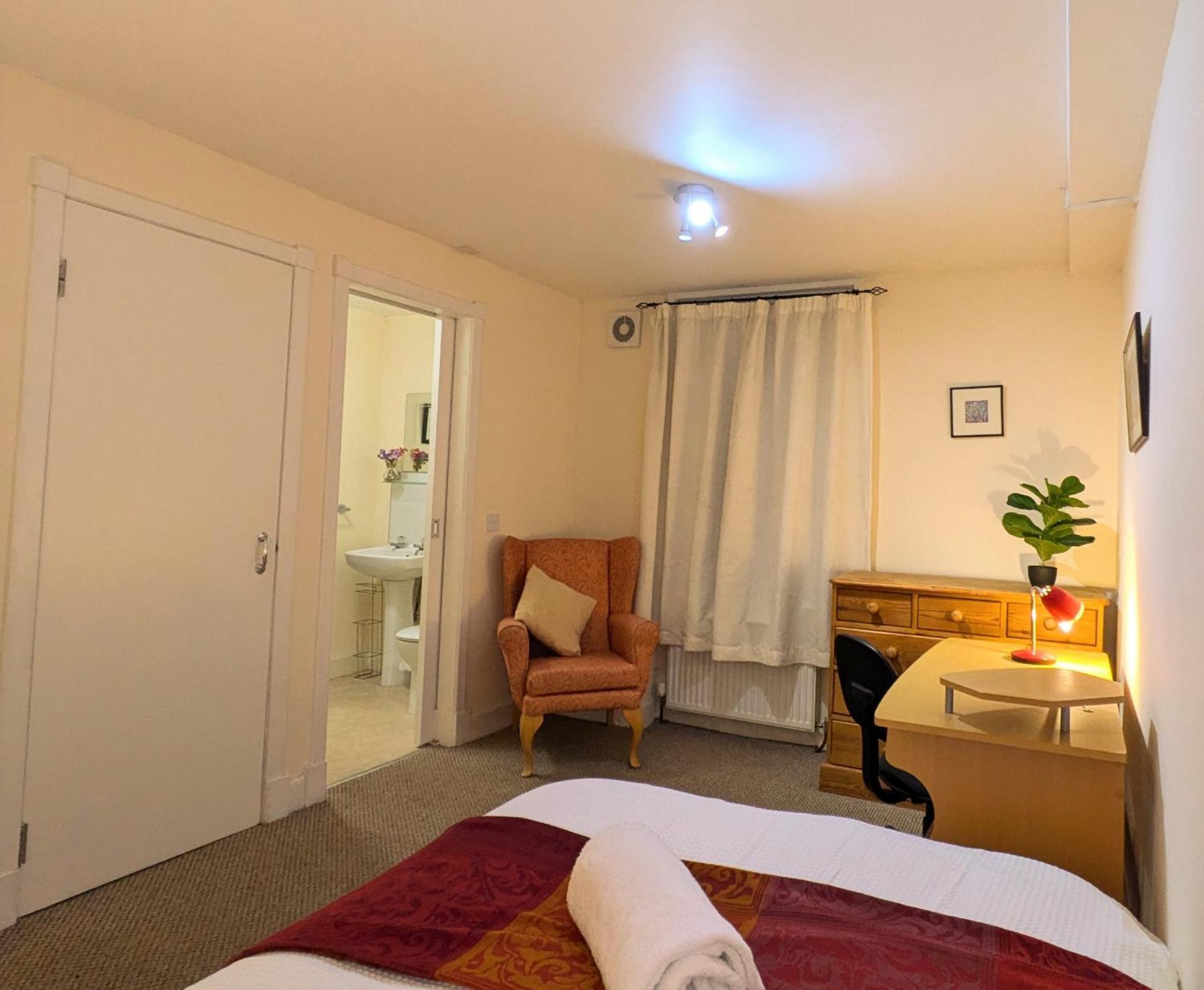 Hollybank - Ensuite Room & Use Of Large Shared Kitchen Dumfries Kültér fotó