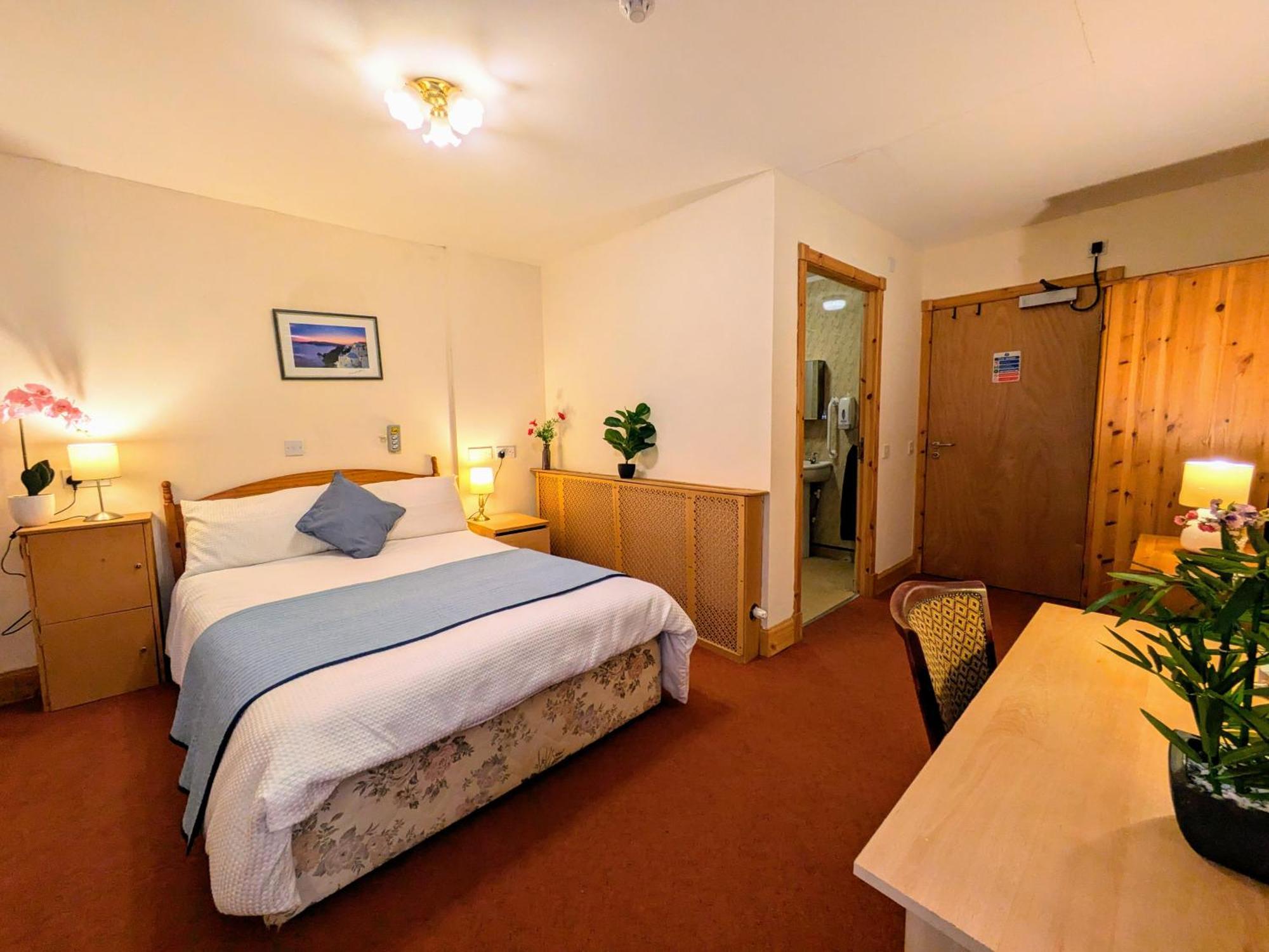 Hollybank - Ensuite Room & Use Of Large Shared Kitchen Dumfries Kültér fotó
